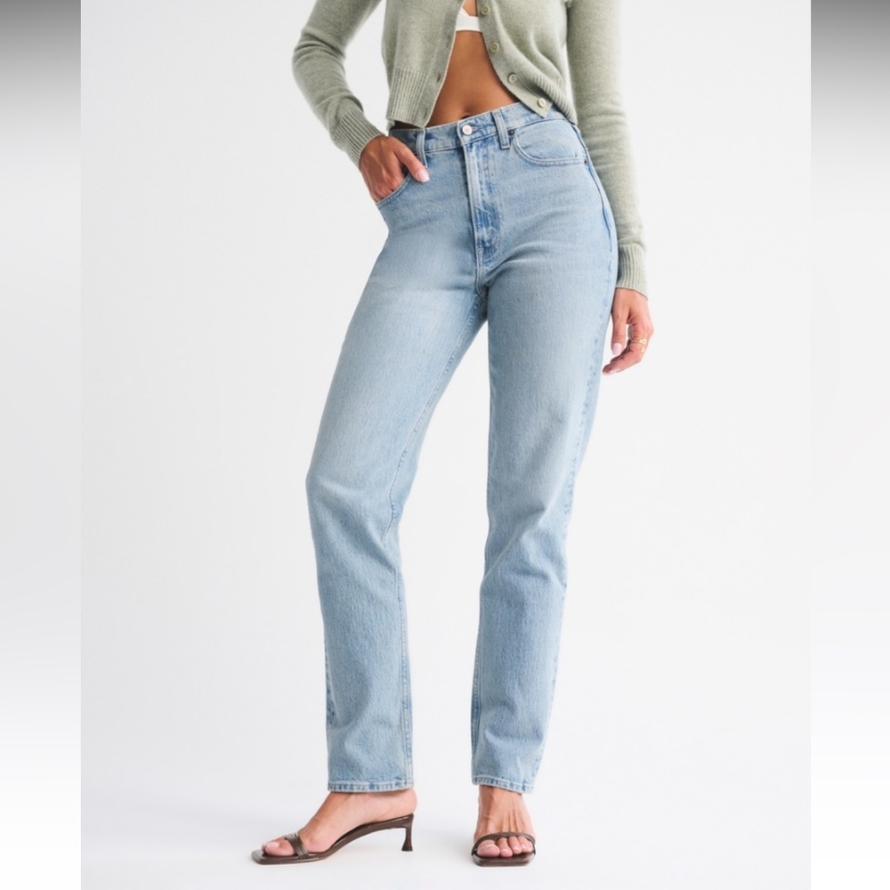 Abercrombie & Fitch Curve Love 90s Slim Straight - Picture 2 of 10
